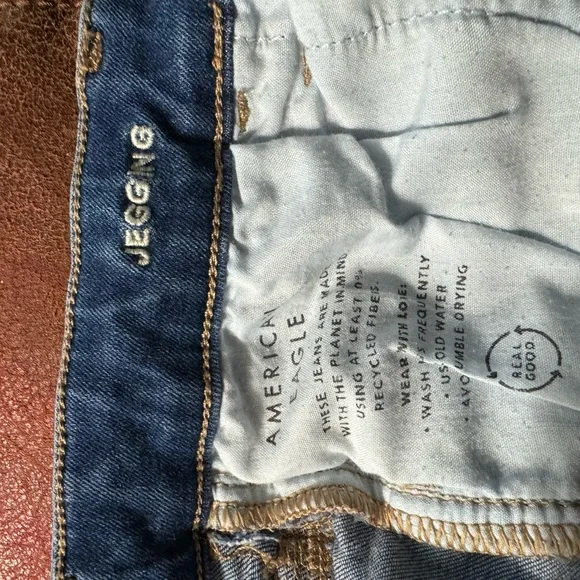 American Eagle - Picture 6 of 7